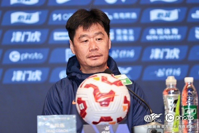 李霄鵬：希望明天比賽能打出一些新的東西，取得一個好的結果